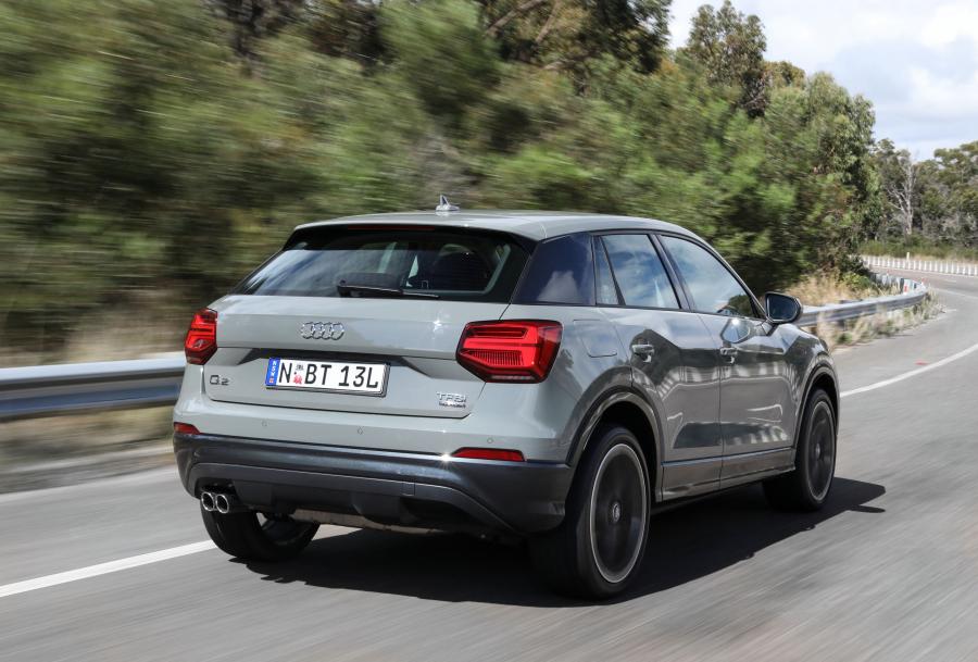  Audi Q2 2.0 TFSI Quattro Sport 2017 года  (AU) (фото 2 из 40)